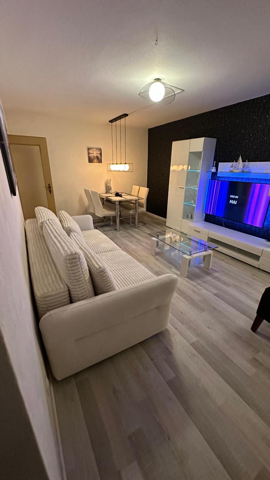 Fewo Am Deich 1 Zentral Mit Stadtblick Und Kontaktloser Check In Bremerhaven Exterior photo
